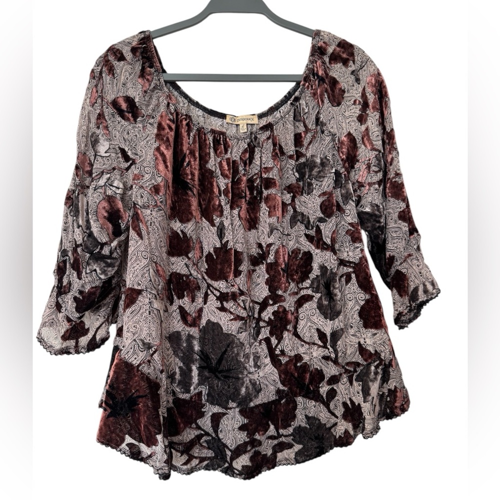 Democracy Floral Velvet Women's Top Size Large